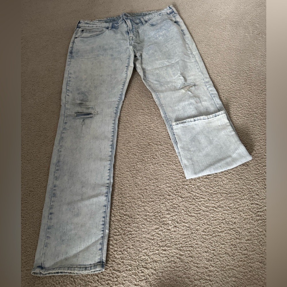 American Eagle Outfitters Light Blue Straight Men’s Jeans - Distressed